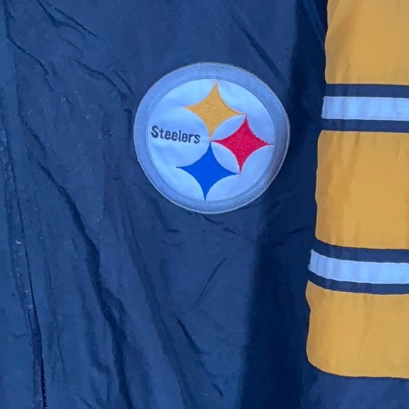 Vintage Black and Yellow Pttaburgh Steelers NFL Jacket - Picture 2 of 4